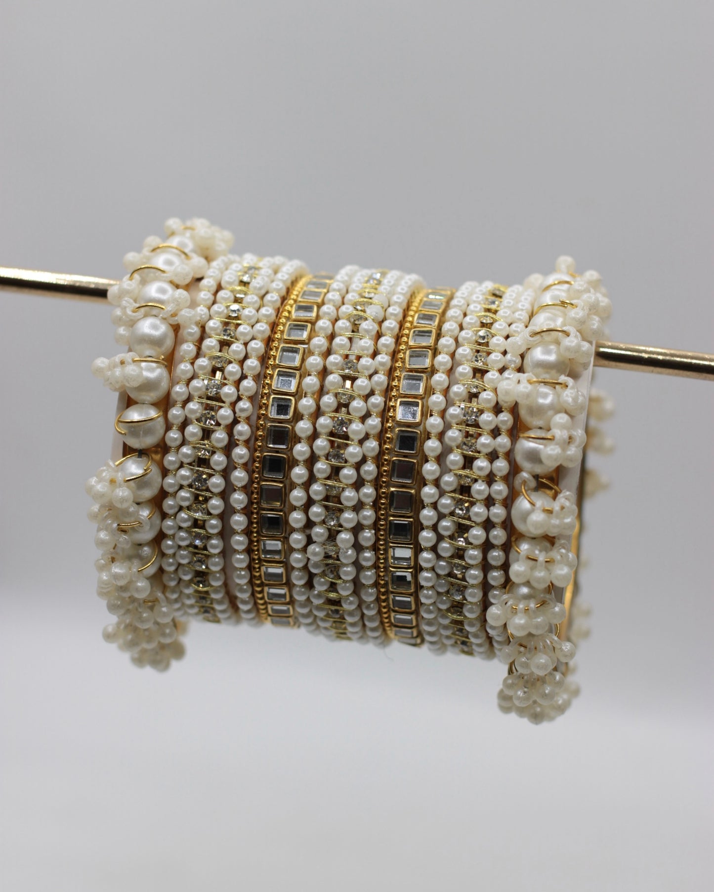 Pearl Edit Bangle Set-Gold&White