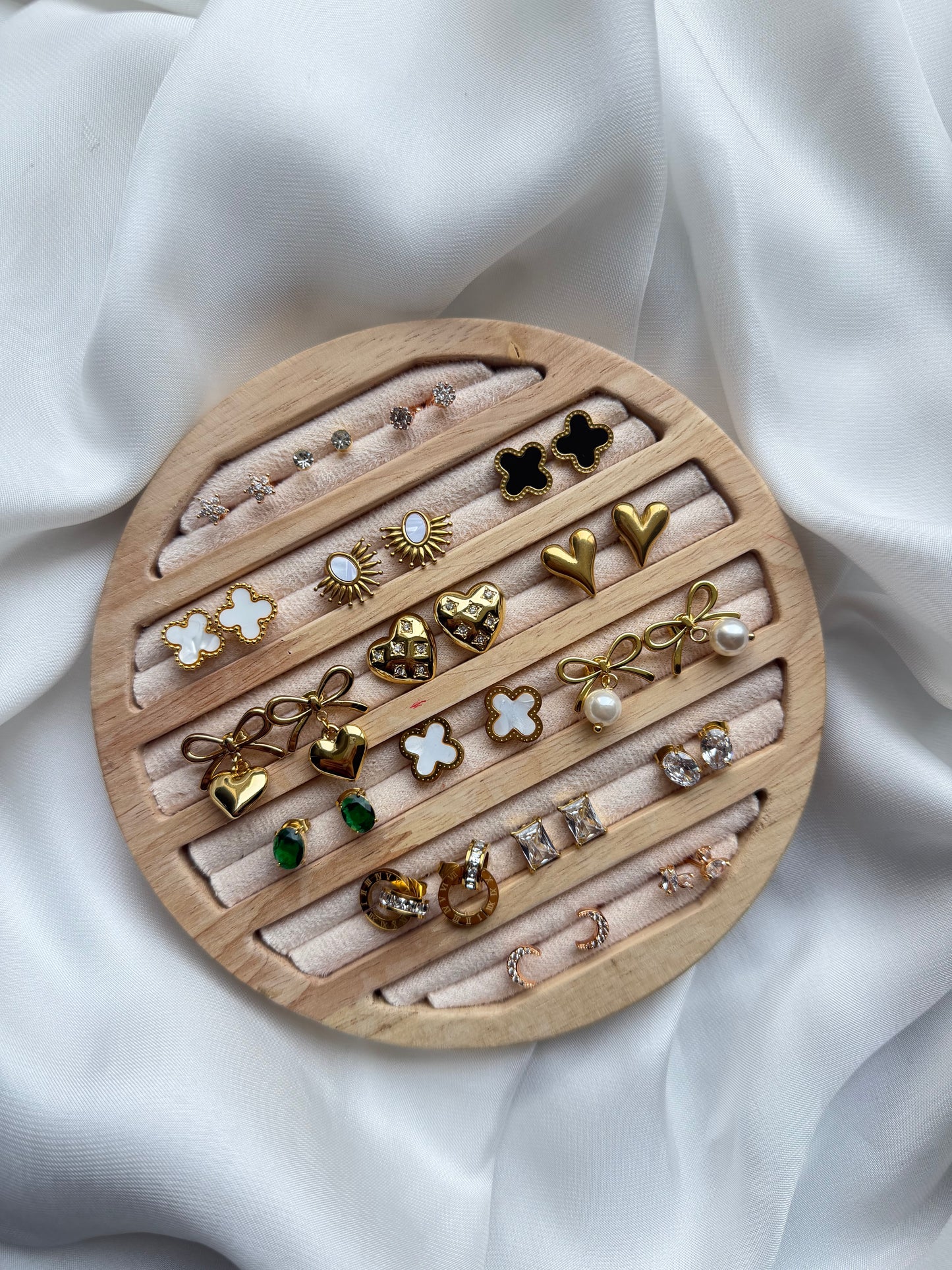 Crystal Haven Stud Earrings (N235)