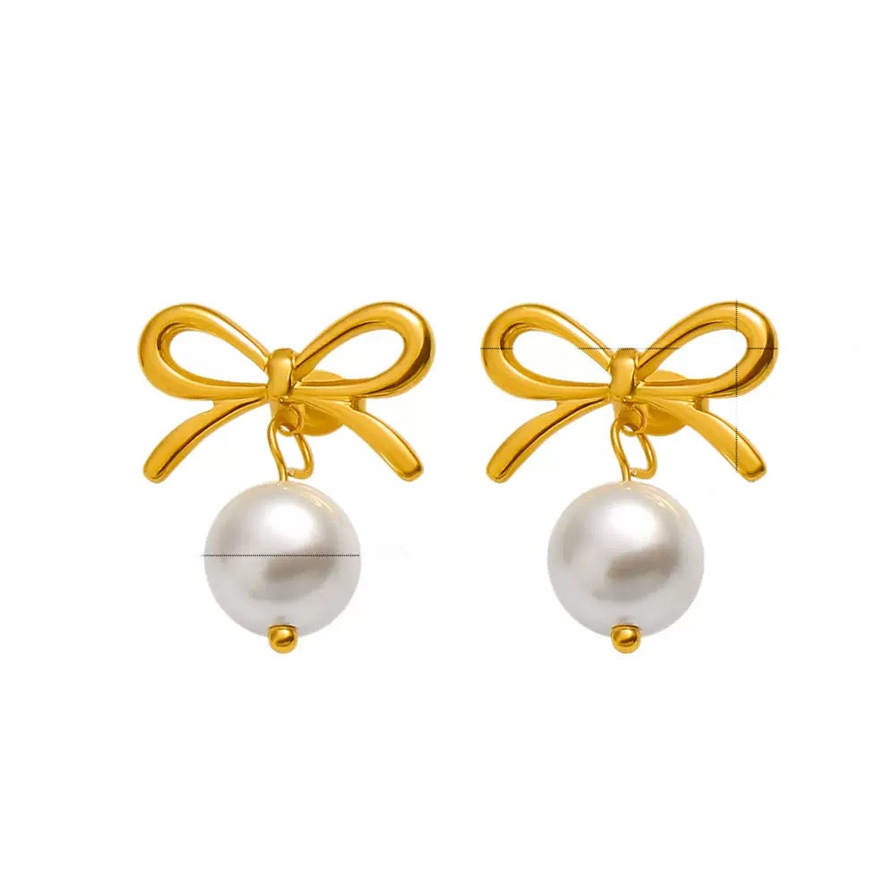 Lumière Jewels Stud Earrings (N236)