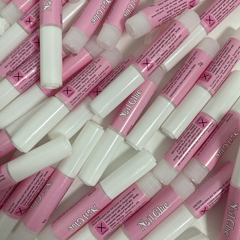 Nail Glue - tough glue for long stickiness - for 2-3 applications only