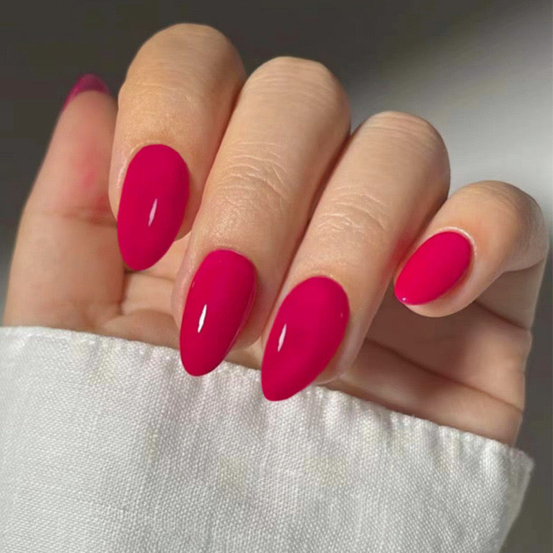 Nails-1618-Almond Nails