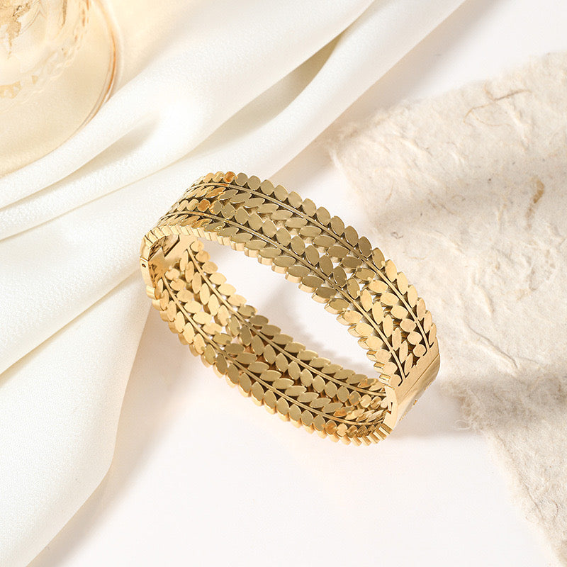 JBracelet- Non Tarnish - 24K Gold plated Anti Tarnish Everyday wear Bracelet