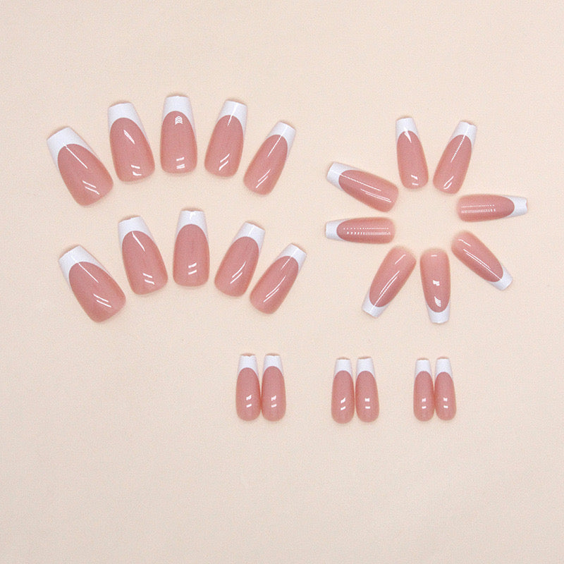 Nails-1138- Square nails- Free 4 pc nail kit included