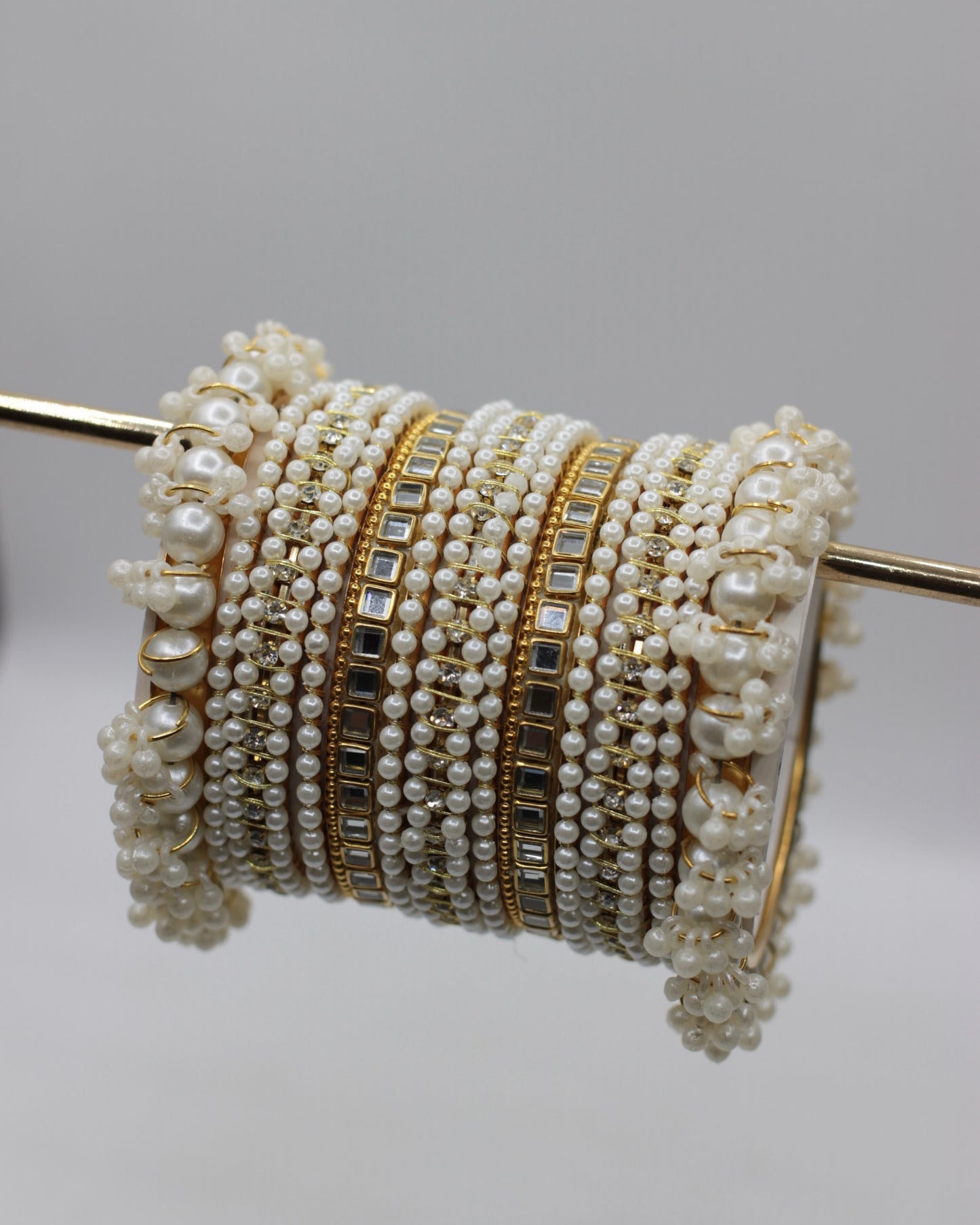 Pearl Edit Bangle Set-Gold&White