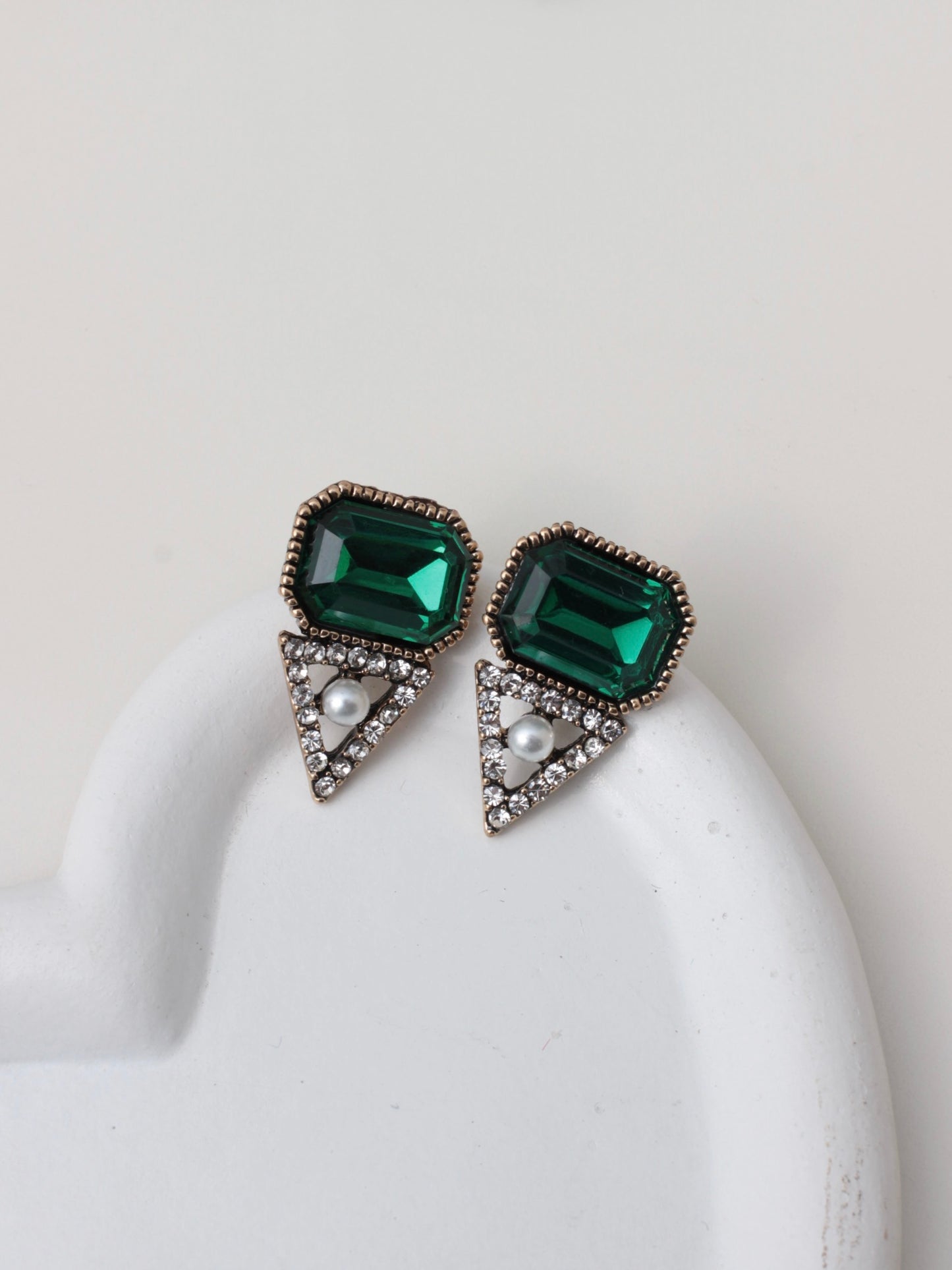 JCEarrings-21-CL