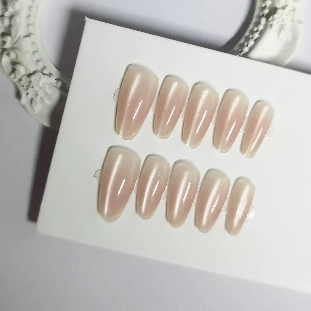 Light toned reflective Nails -753-Free 4 pc nail kit included