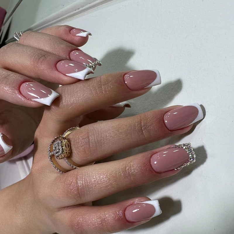 Diamante nails-649-FREE Nail-kit included with this Nails pack-CL