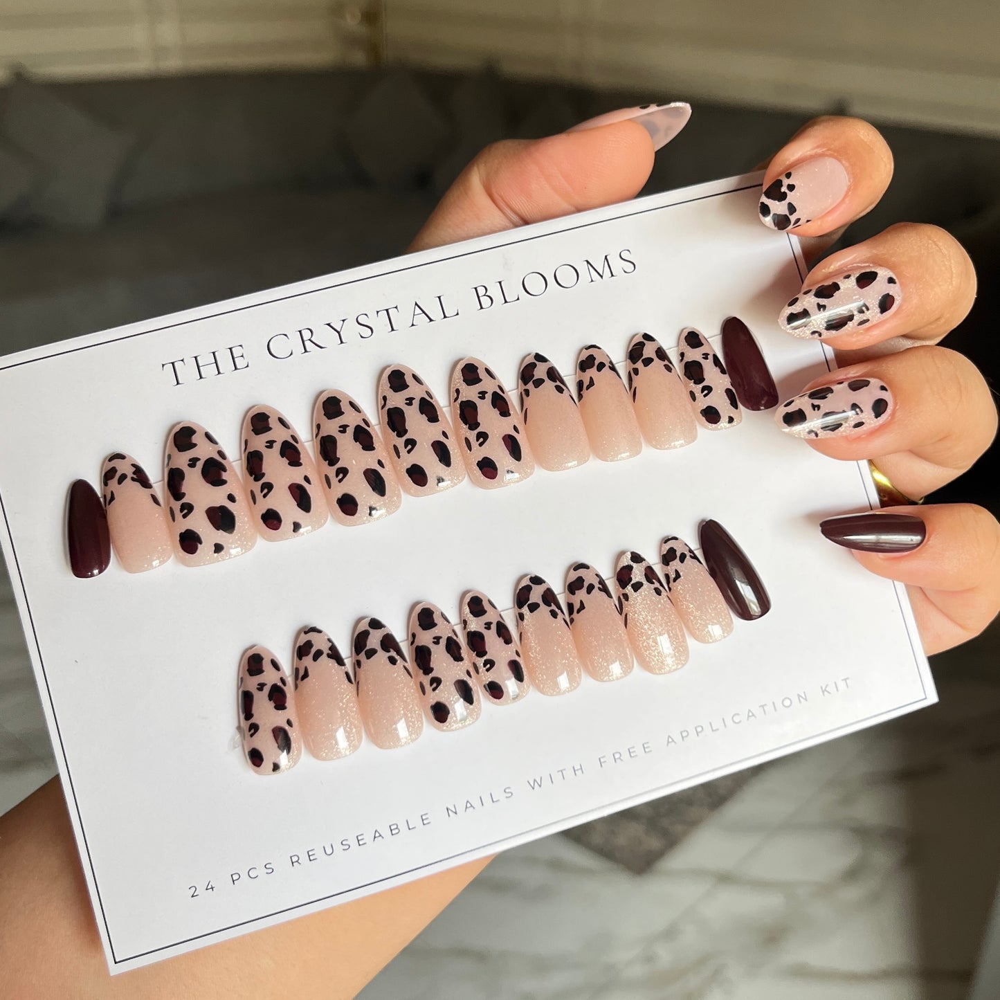 Nails-03/2110-cat eye print nails- (premium nails)-n