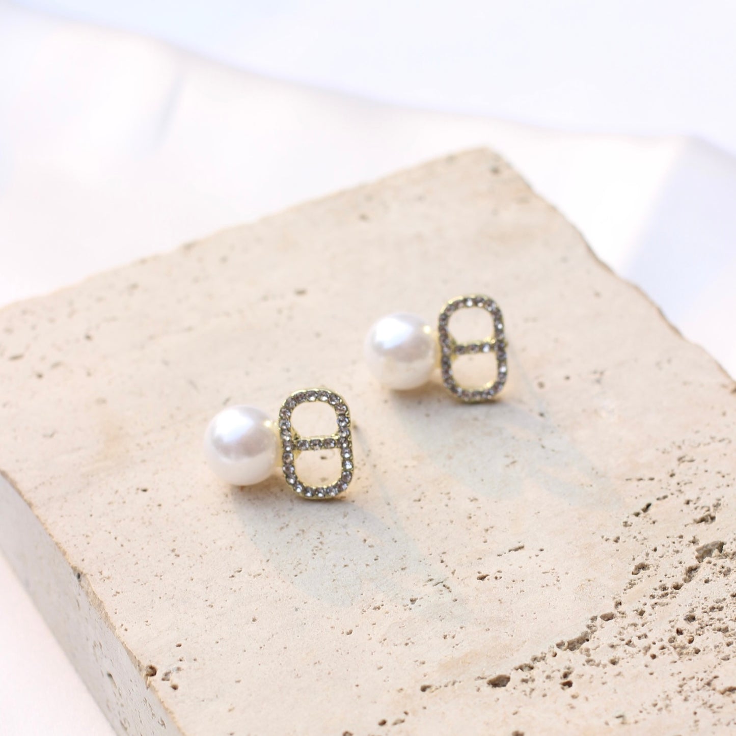 JEarrings pearl diamante studs-PC 242-CL
