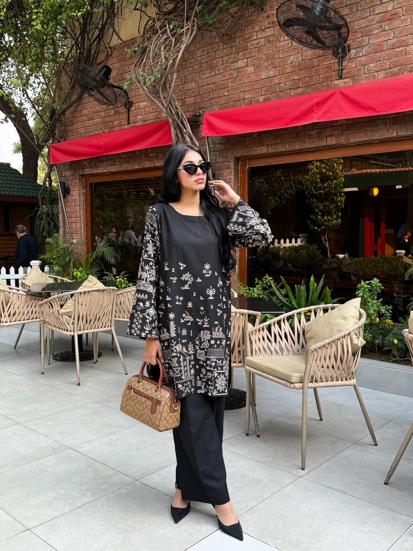 Monochrome - 2 pc Stitched