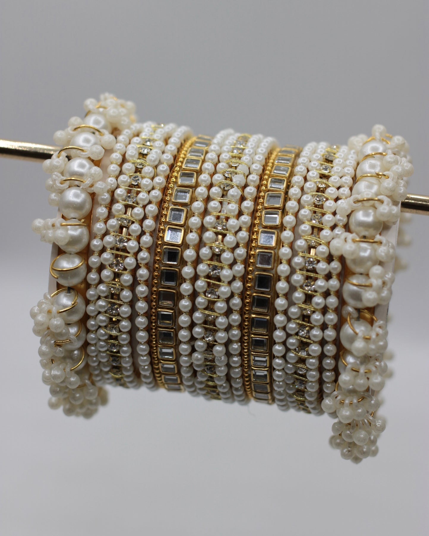 Pearl Edit Bangle Set-Gold&White
