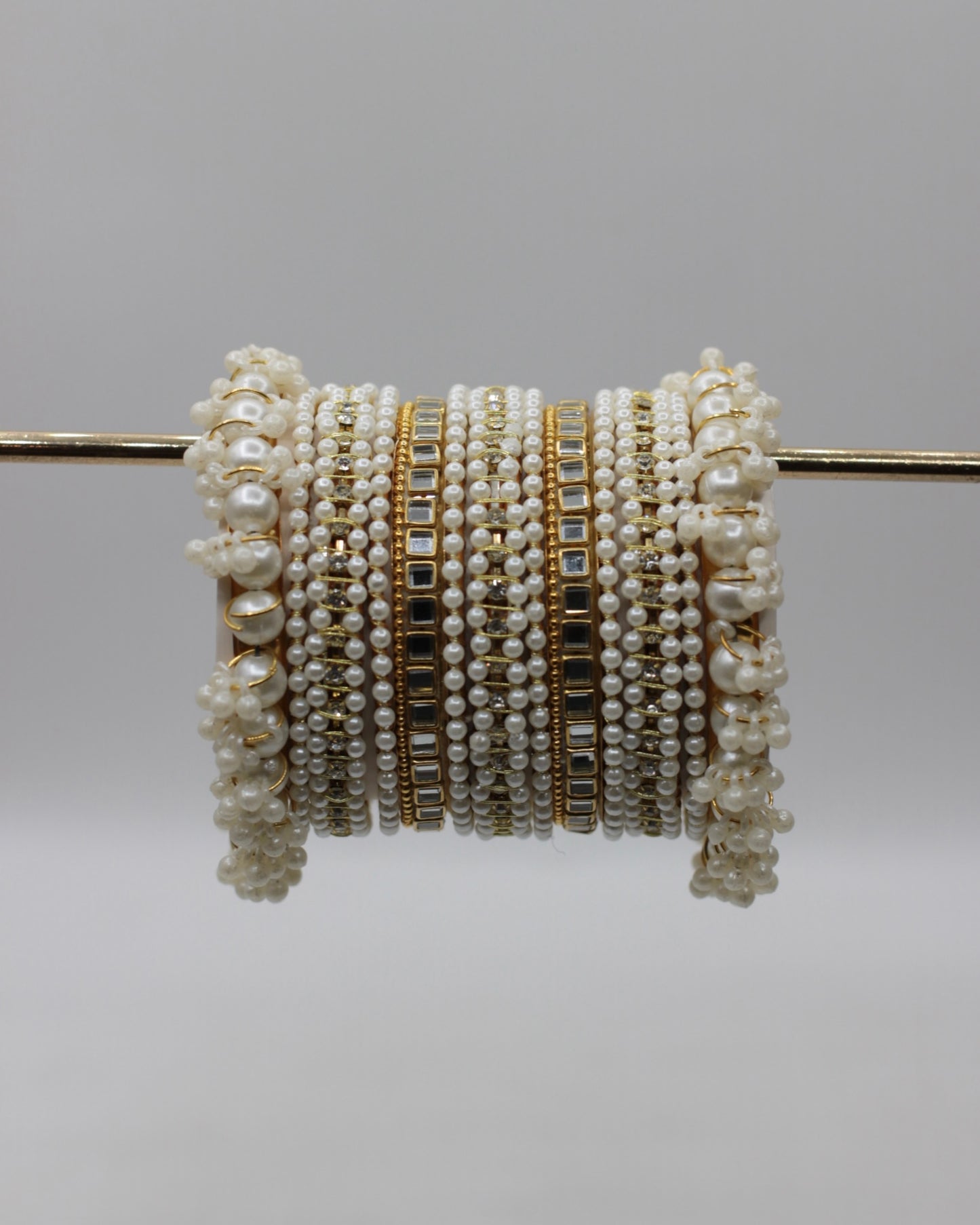 Pearl Edit Bangle Set-Gold&White