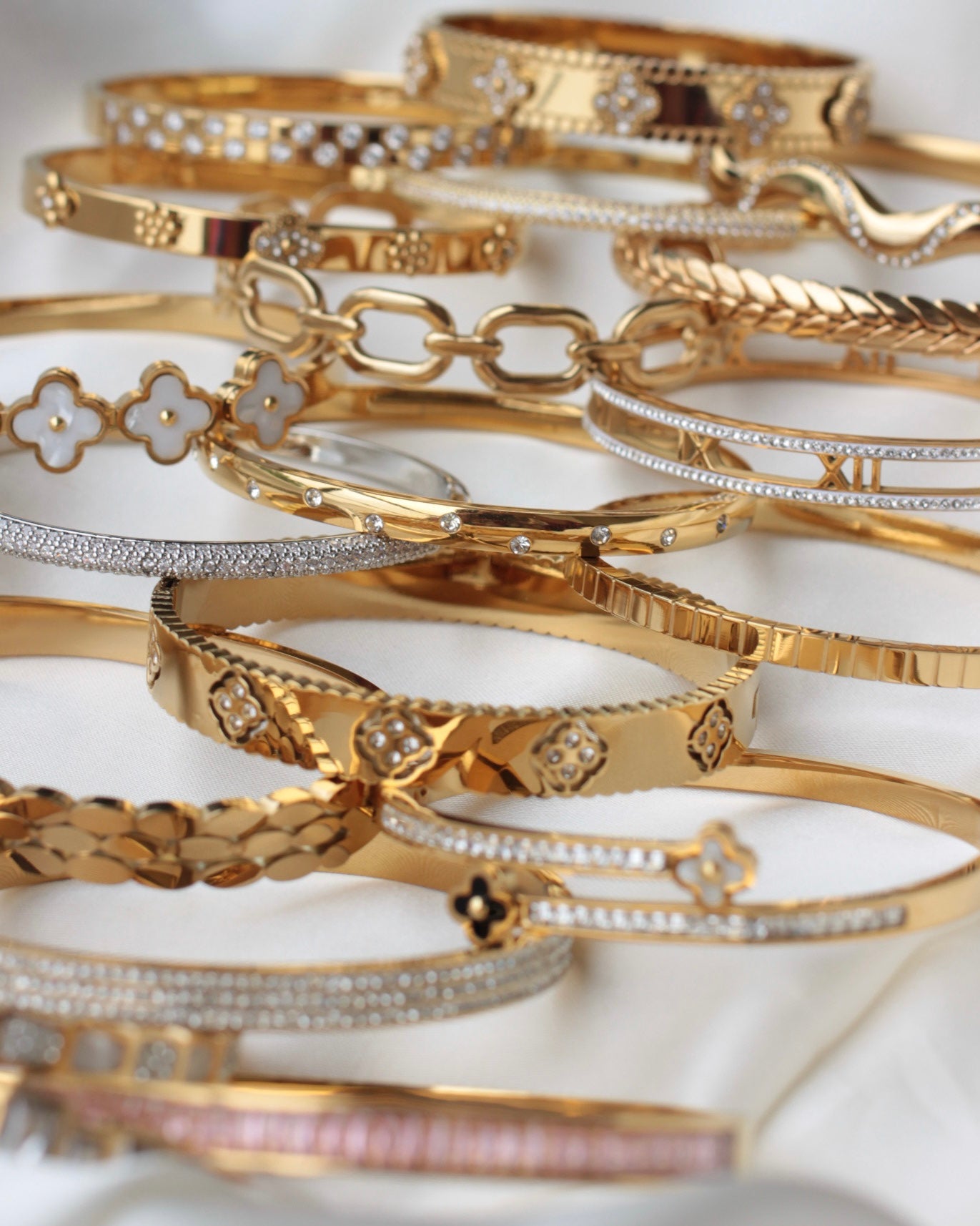 JBracelet- Non Tarnish - 24K Gold plated Anti Tarnish Everyday wear Bracelet- 340