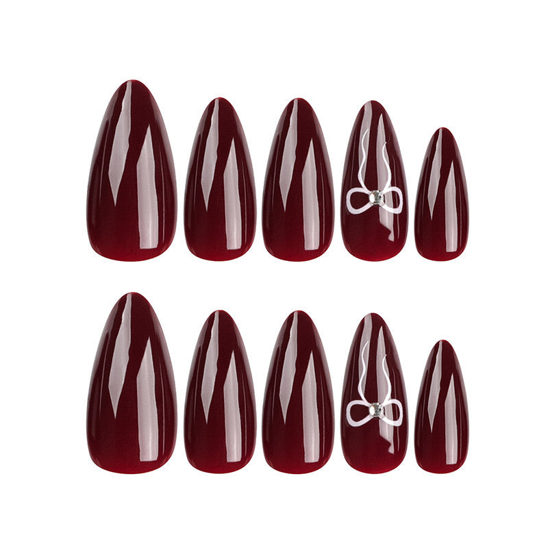 Nails -810- Free 4 pc nail kit included