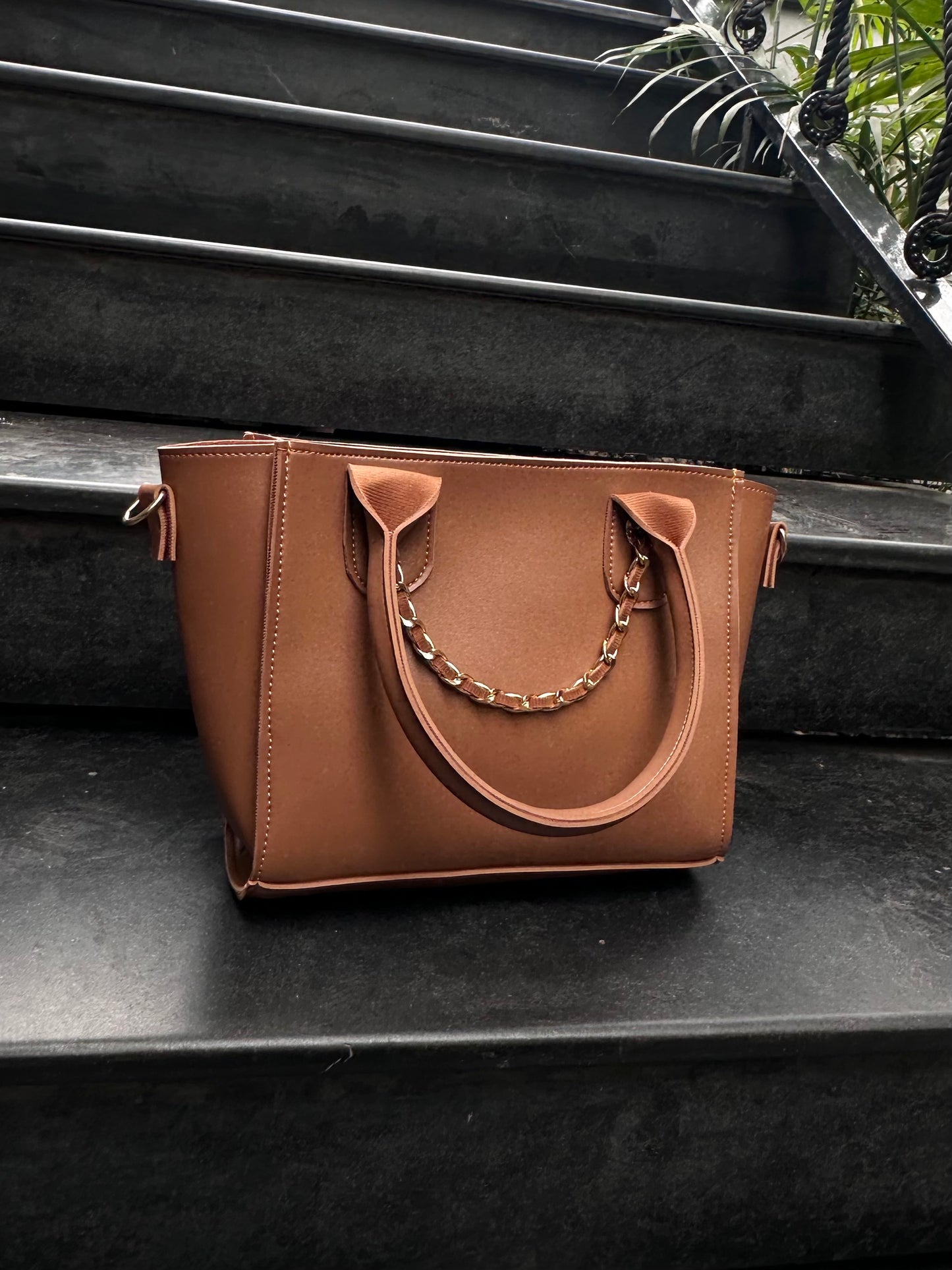 Grace - Urban Escape Chain bag -includes long adjustable strap
