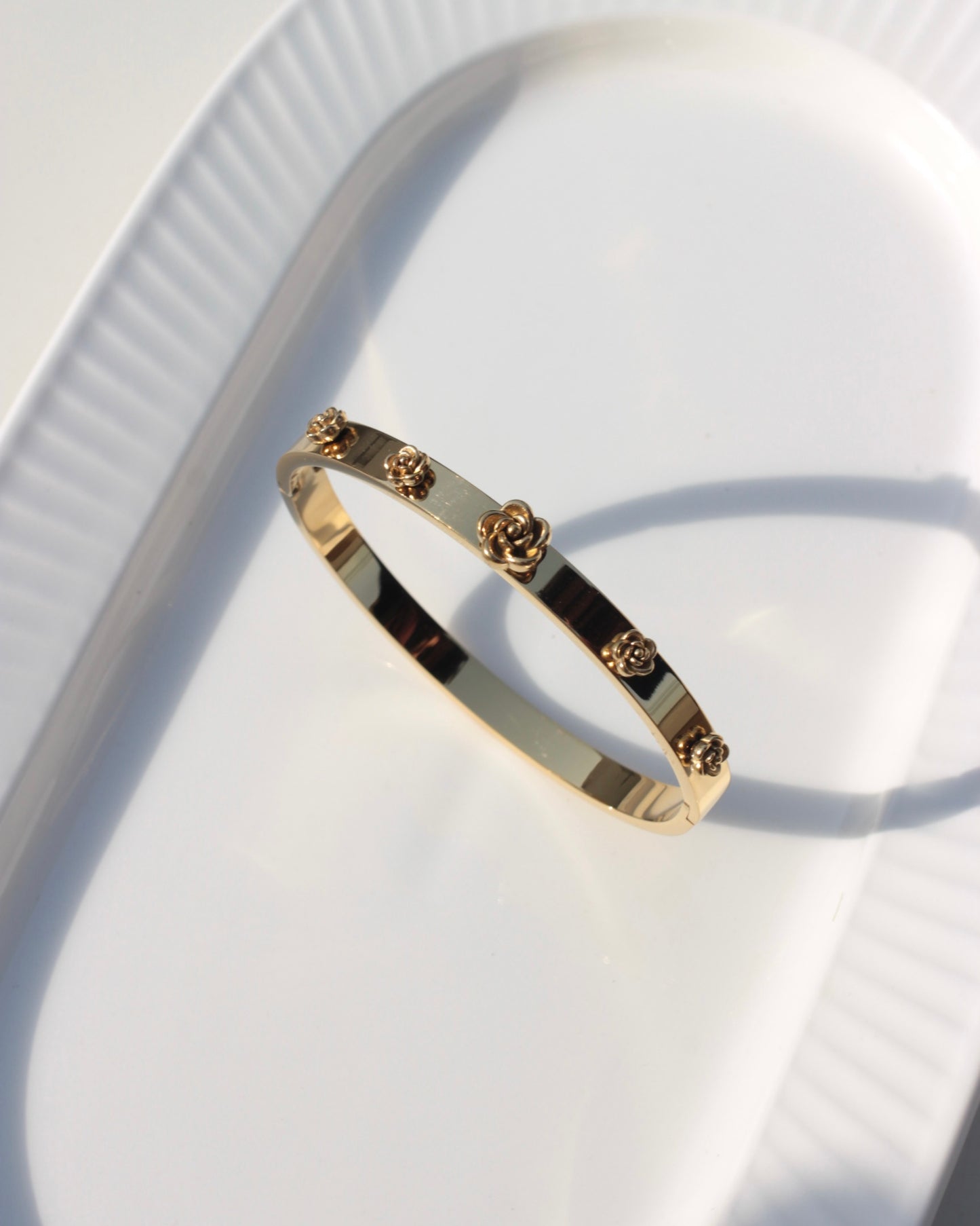 JBracelet (Stainless Steel) 18K Gold plated Anti Tarnish Everyday wear Bracelet -605