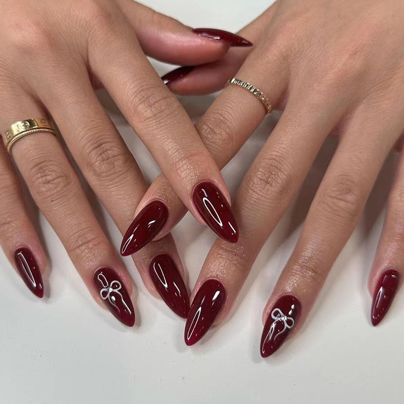 Nails -810- Free 4 pc nail kit included