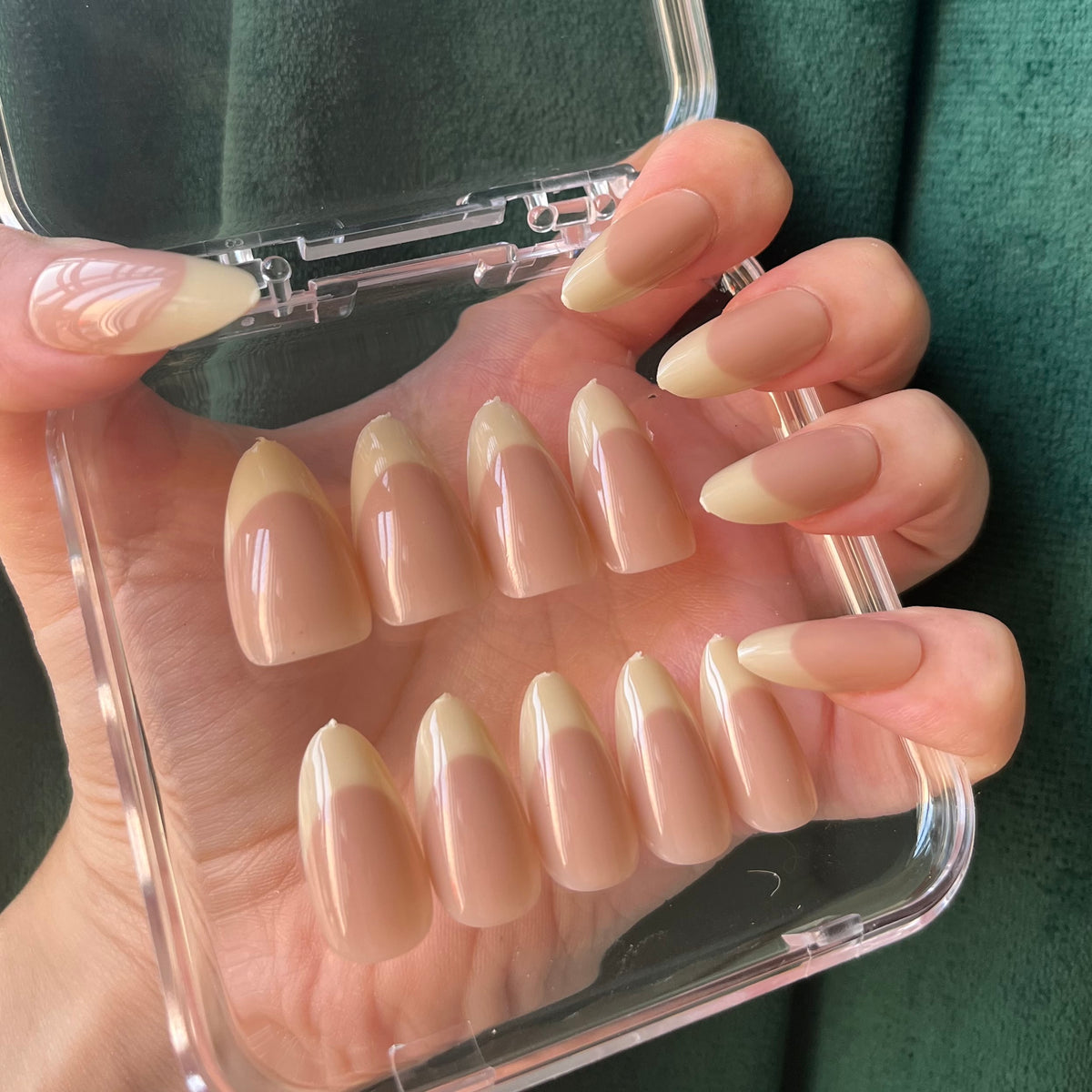 PREMIUM cat-eye Nails-23465-Free 24pc Sticker Sheet included