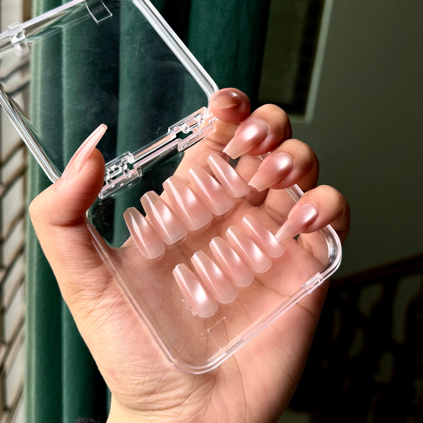 [PREMIUM] Handmade Cat-eye Reflective Nails-870- Free 24 pc Sticker Sheet  included