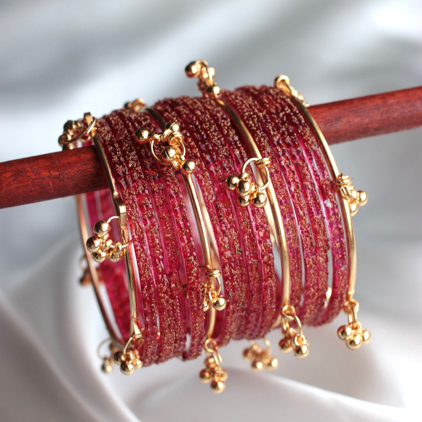 Majesty Raindrop Kashmiri Bangle Set-4 Golden Bangles with Glass Churiyaan