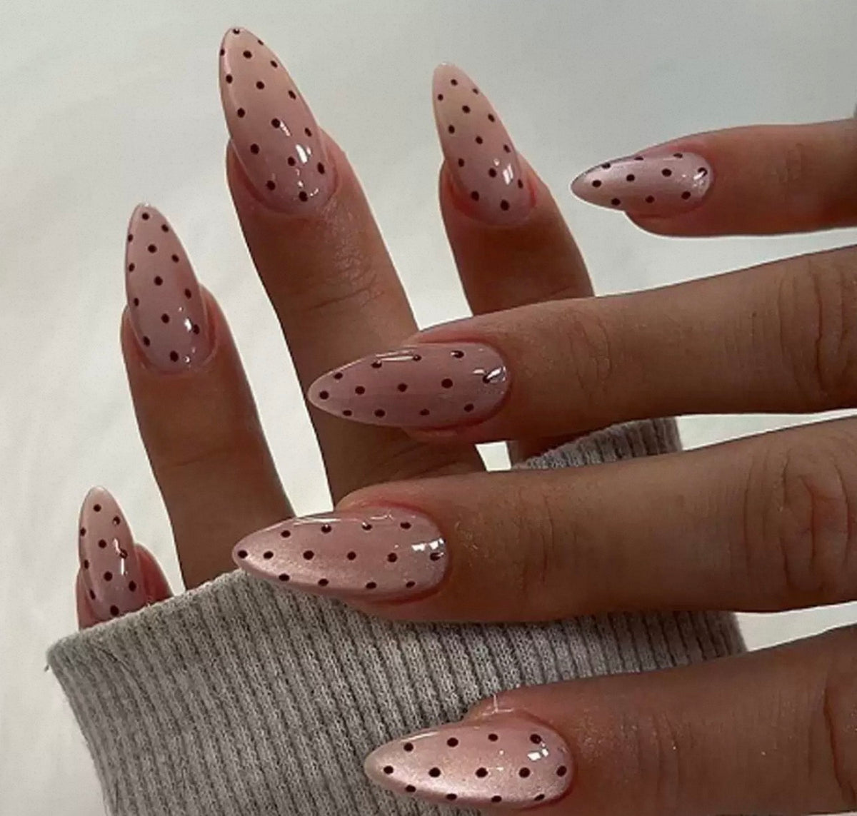 [PREMIUM] Nails-4349J- Cateye 3D Almond nails- Free 24pc Sticker Sheet included