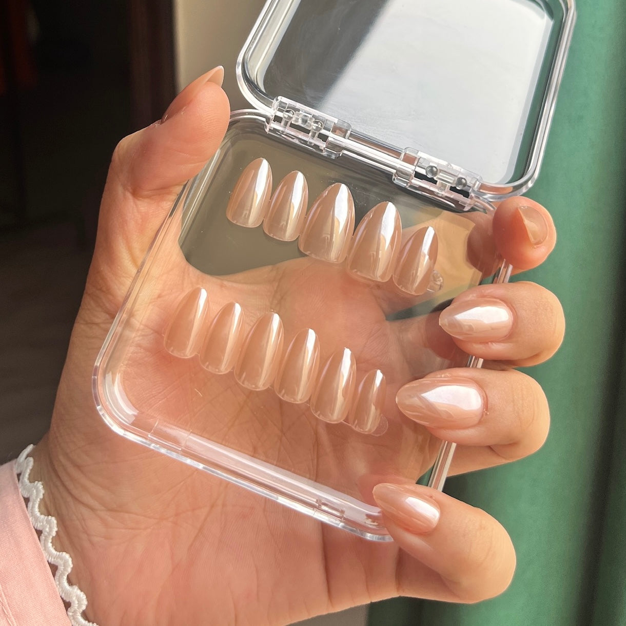 Nails-089- Chrome Reflective Nails