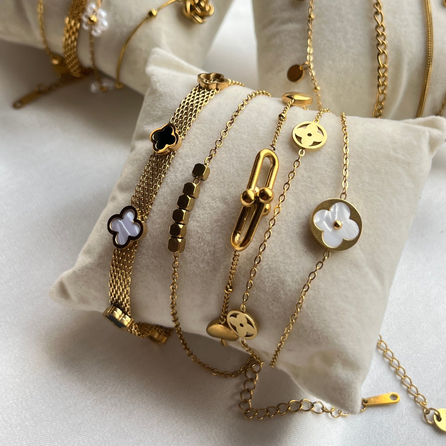 Selora Bracelet (N127)