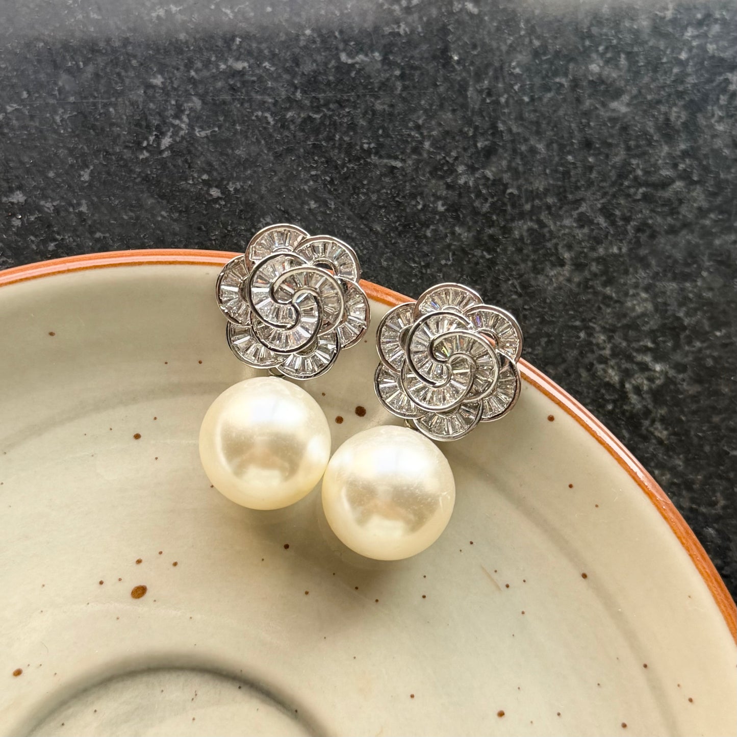 EverGlow Stud Earrings (N223)
