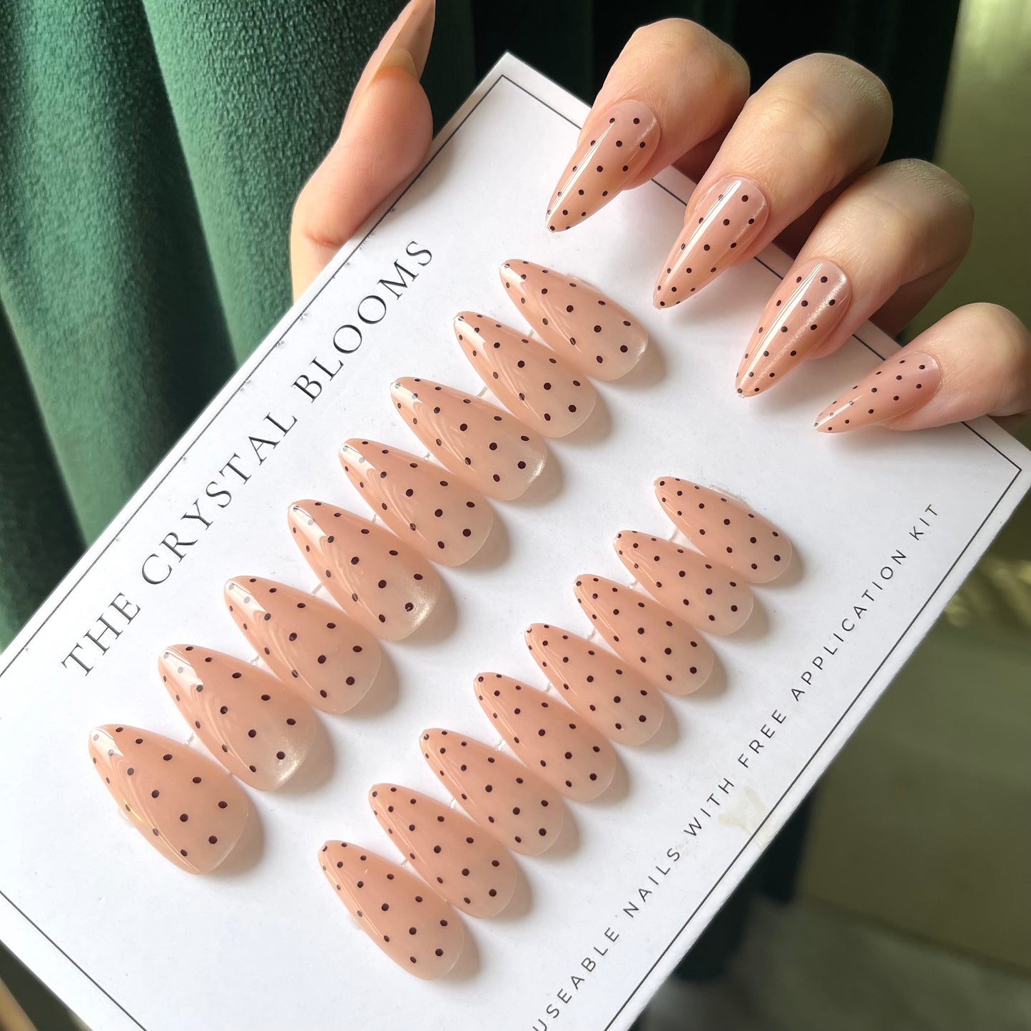 [PREMIUM] Nails-4349J- Cateye 3D Almond nails- Free 24pc Sticker Sheet included