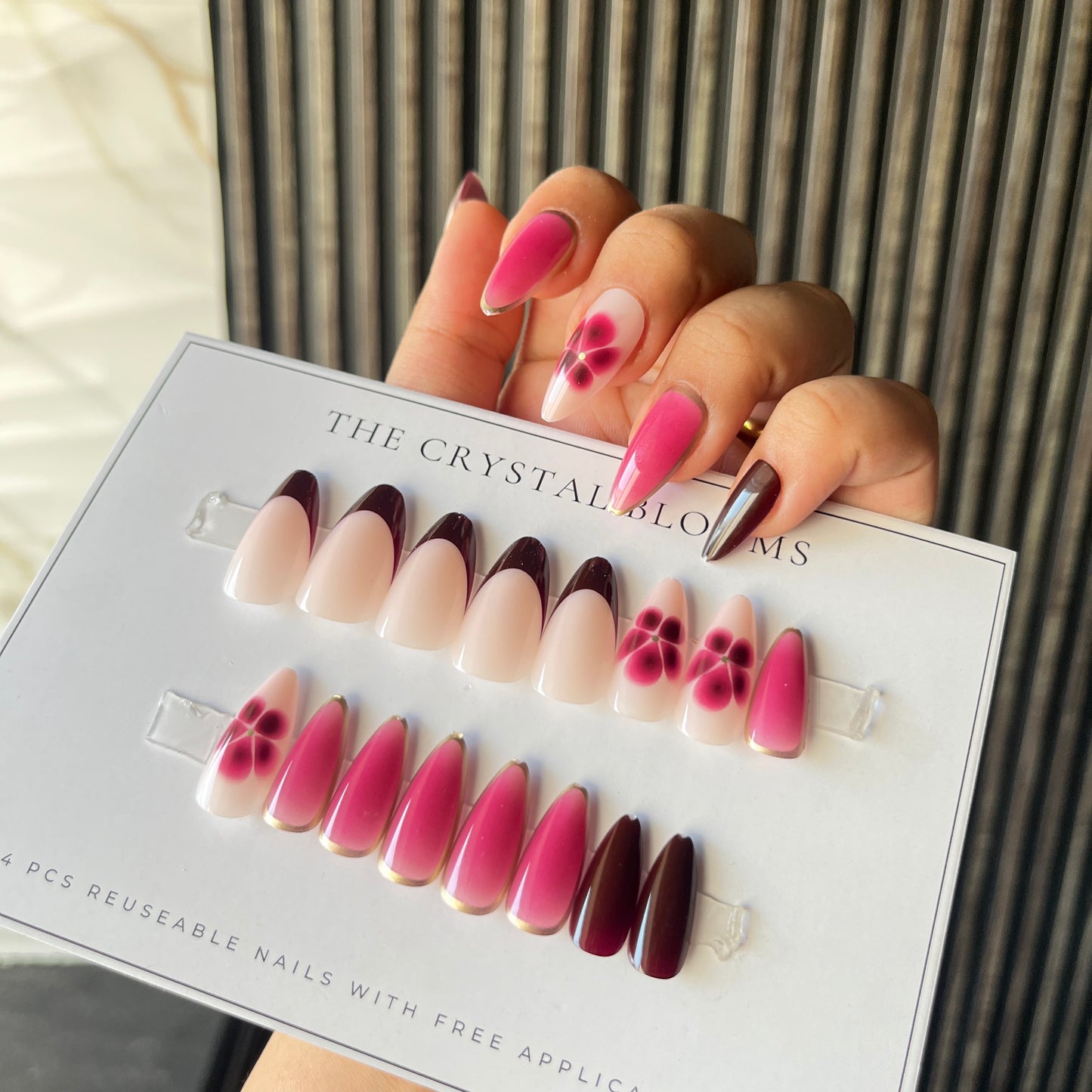 [Premium] Nails-3826- Almond nails- Free 24 pc Sticker Sheet  included-n