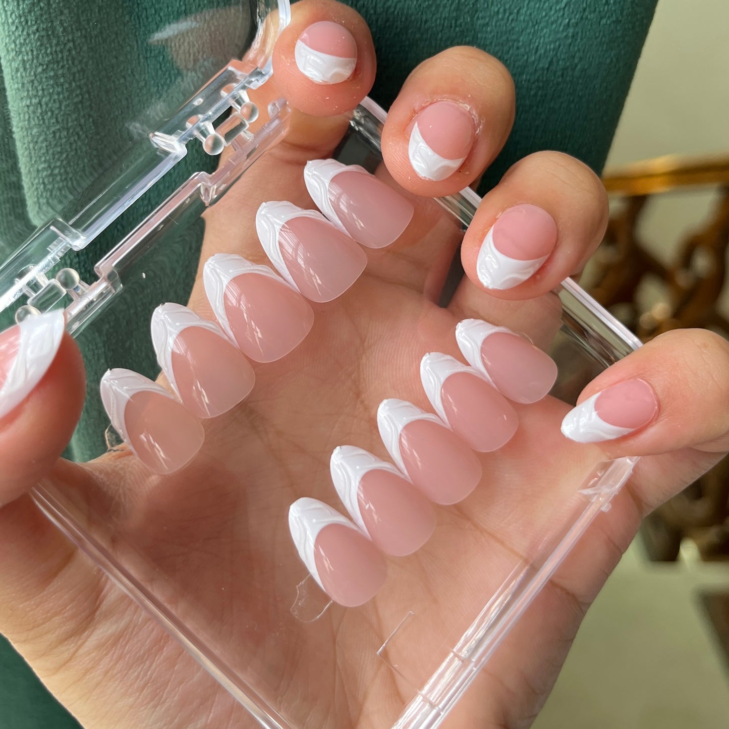 Nails-04-3D French Style Lined Nails