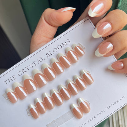 [PREMIUM] Handmade French Chrome Nails-805/HF02-Almond french nails- (Premium Quality)