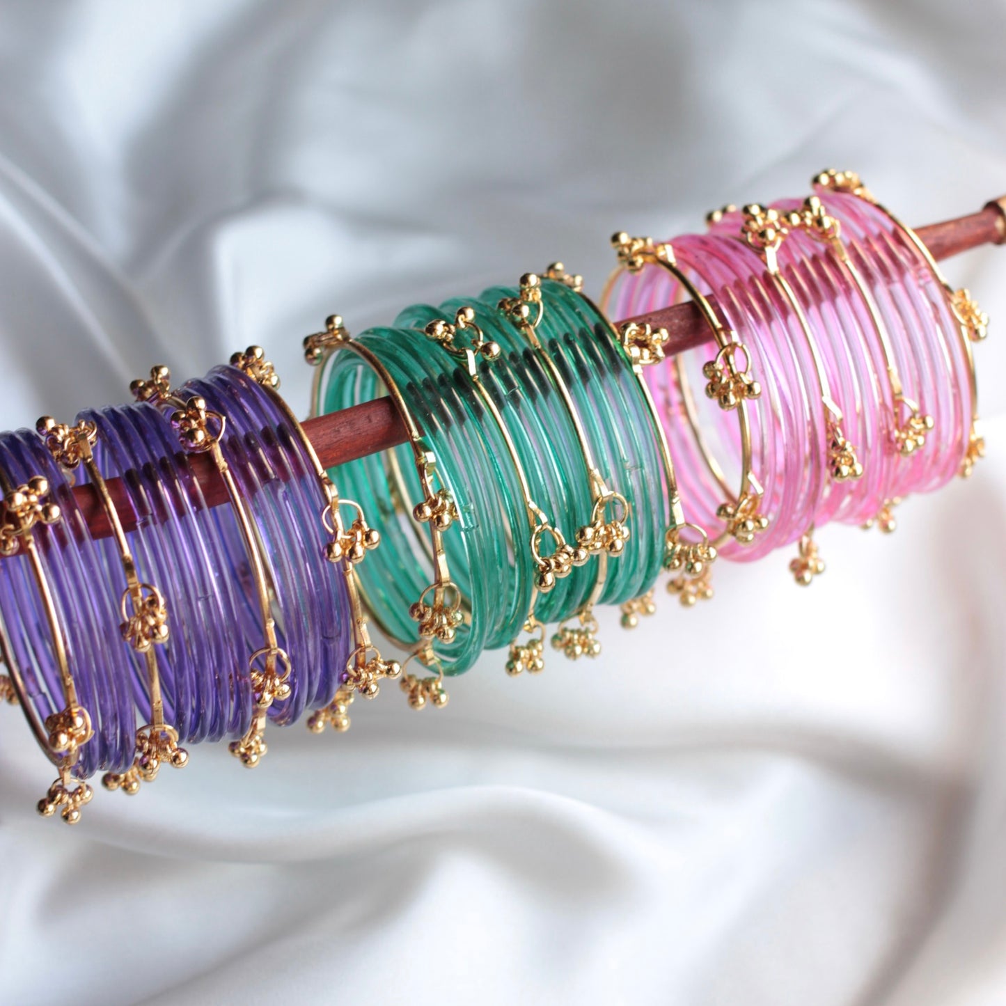 Nova Jellyluxe Glass Kashmiri Bangle Set-4 Golden Bangles with Glass Churiyaan