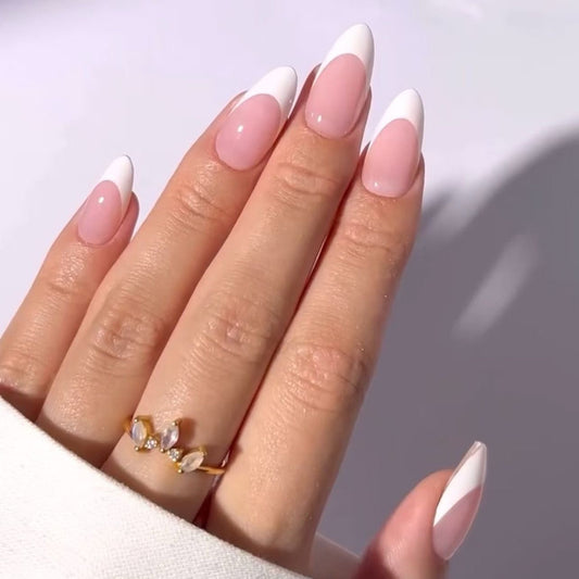 Nails-3667- Free 4 pc nail kit included