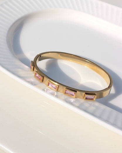 JBracelet (Stainless Steel) 18K Gold plated Anti Tarnish Everyday wear Bracelet -606