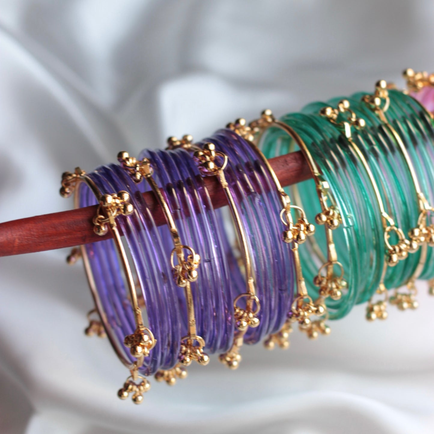 Nova Jellyluxe Glass Kashmiri Bangle Set-4 Golden Bangles with Glass Churiyaan