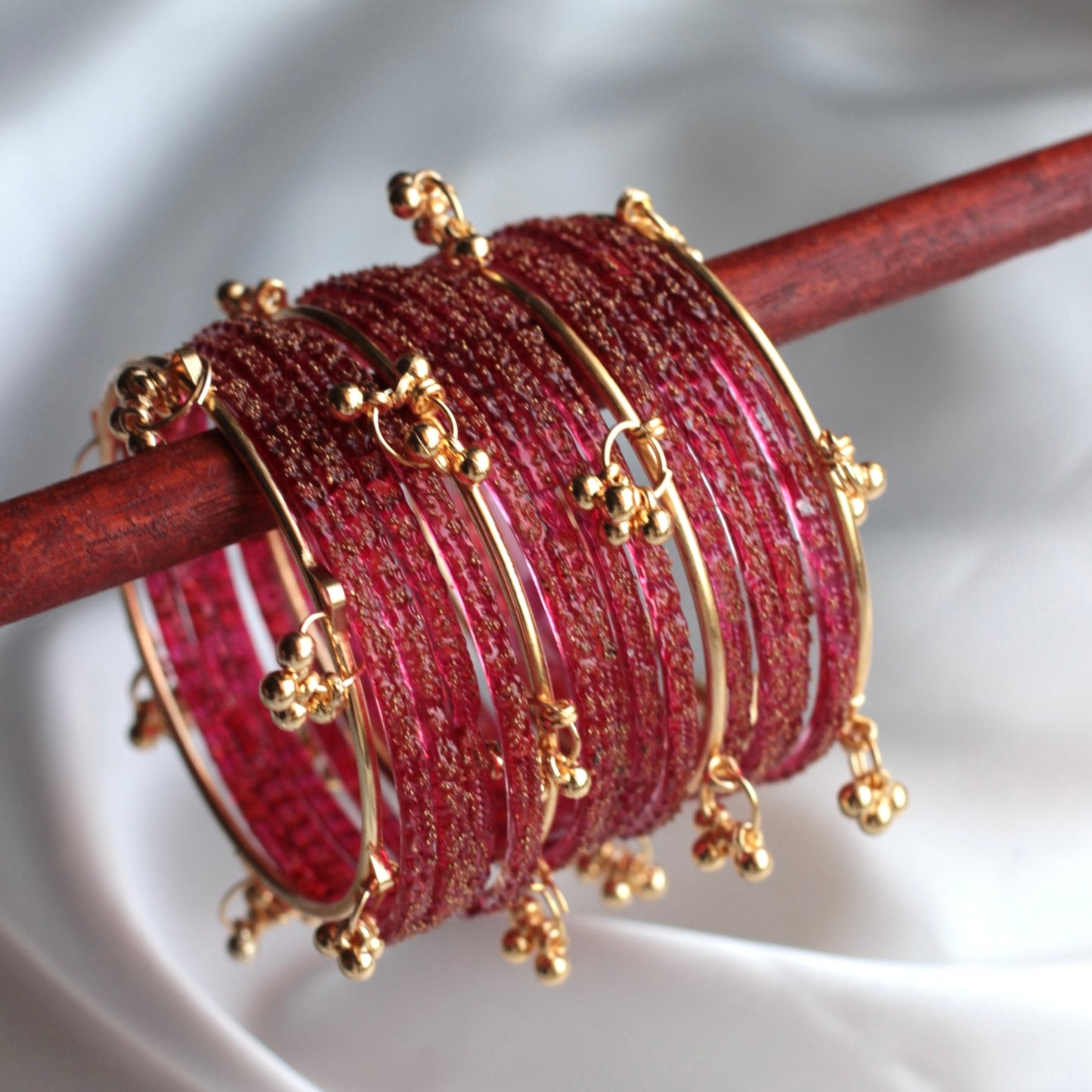Majesty Raindrop Kashmiri Bangle Set-4 Golden Bangles with Glass Churiyaan