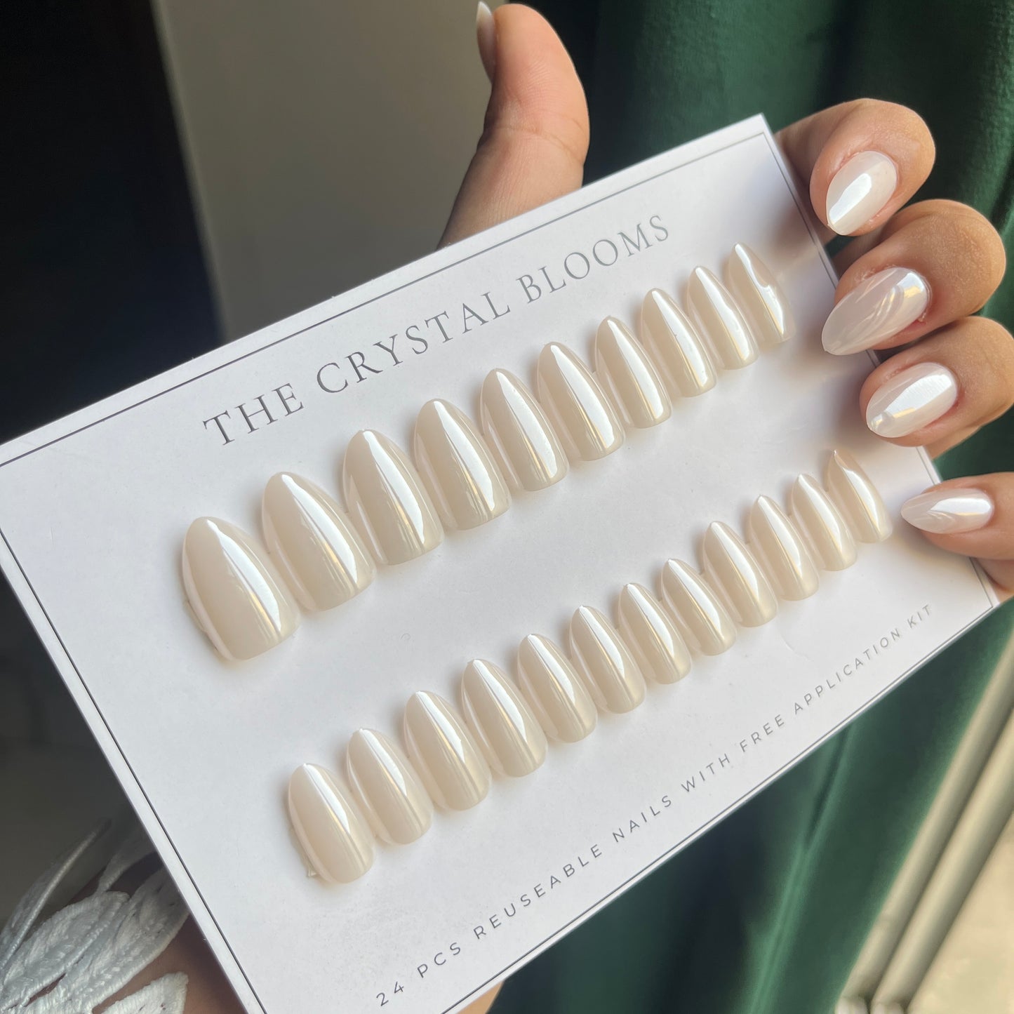 Nails-05-PREMIUM (Hailey pearl nails) - white chrome/glazed nails