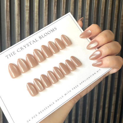 [PREMIUM] Nails-26MYS- Cateye 3D Almond nails- Free 24pc Sticker Sheet included