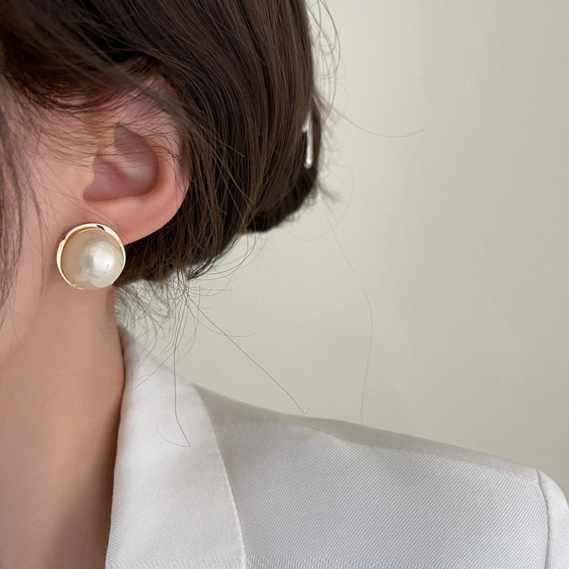 JEarrings gold statements studs-701