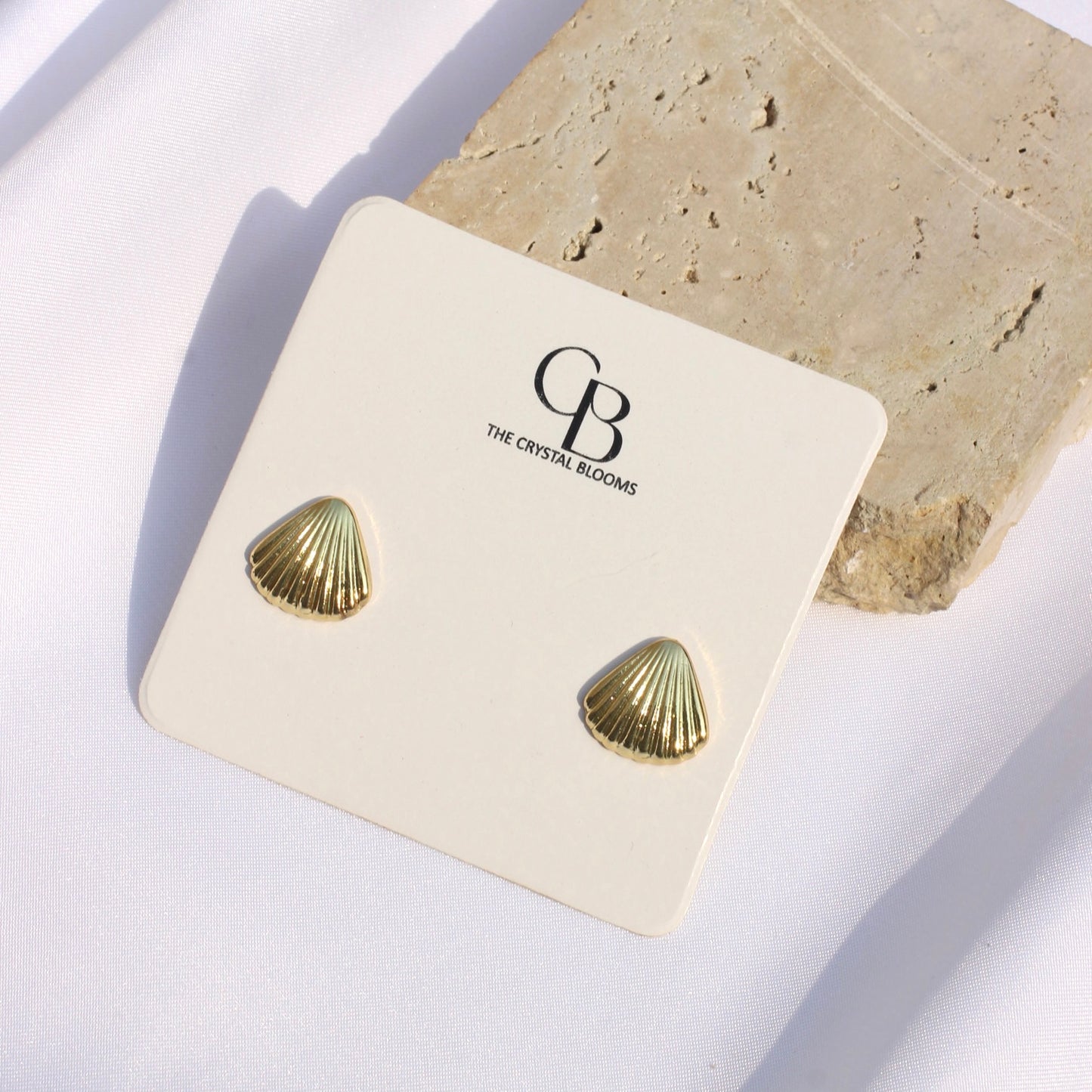 JEarrings statement gold plated studs (14K gold)-660