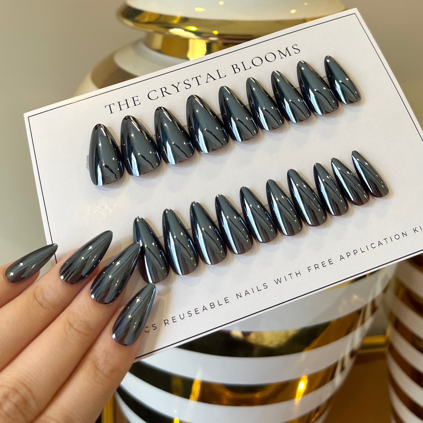 [Premium] Mirror Glazed Nails-3572-Almond nails- Free 24 -pc Sticker Sheet  included